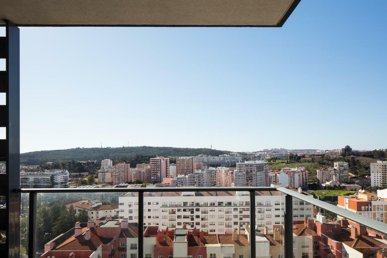 Skyscraper Riverview Lisbon With Indoor Pool Exteriör bild