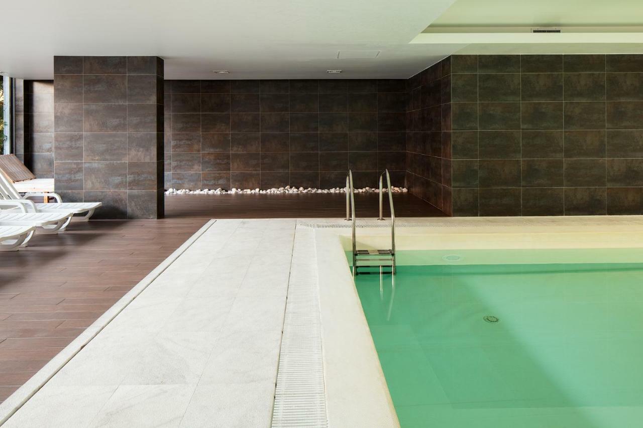Skyscraper Riverview Lisbon With Indoor Pool Exteriör bild